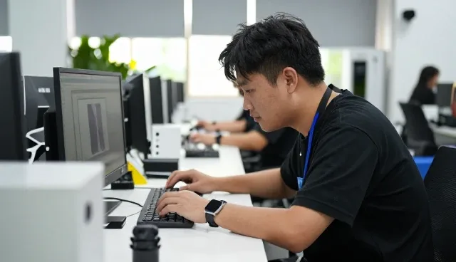 社区服务站中使用媒介投放的优势分析